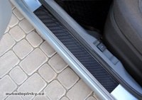 Kryty prahů-karbonová folie Mitsubishi Eclipse Cross -- od roku výroby 2017- (4-dílná sada) Kryty prahů-karbonová folie Mitsubishi Eclipse Cross -- od roku výroby 2017- (4-dílná sada)